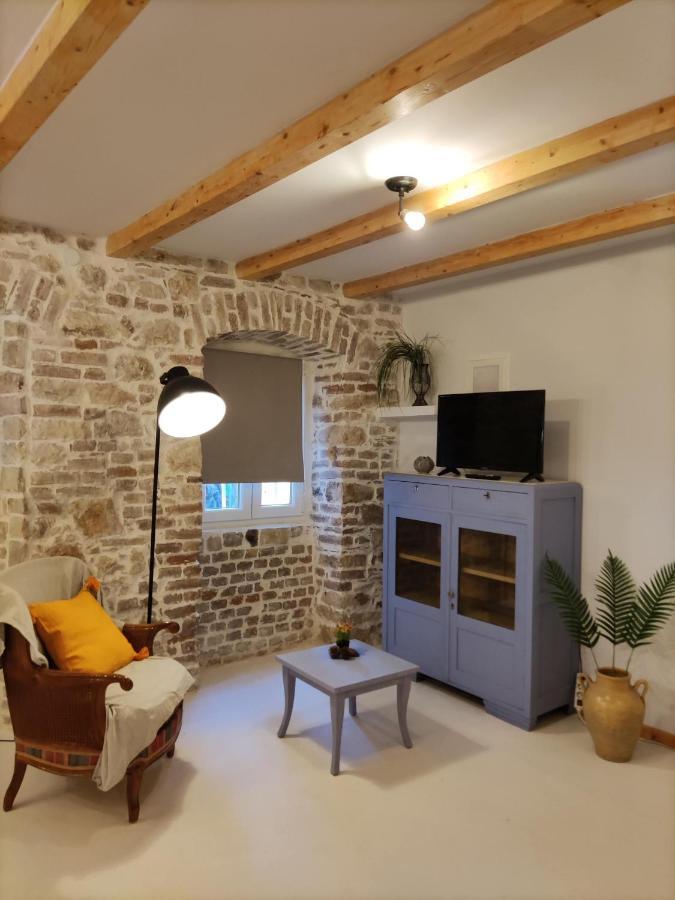 Zaira'S Apartment Corfu Town Экстерьер фото